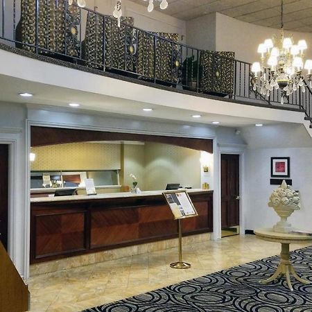 Bel-Aire Hotel Lake אירי מראה חיצוני תמונה