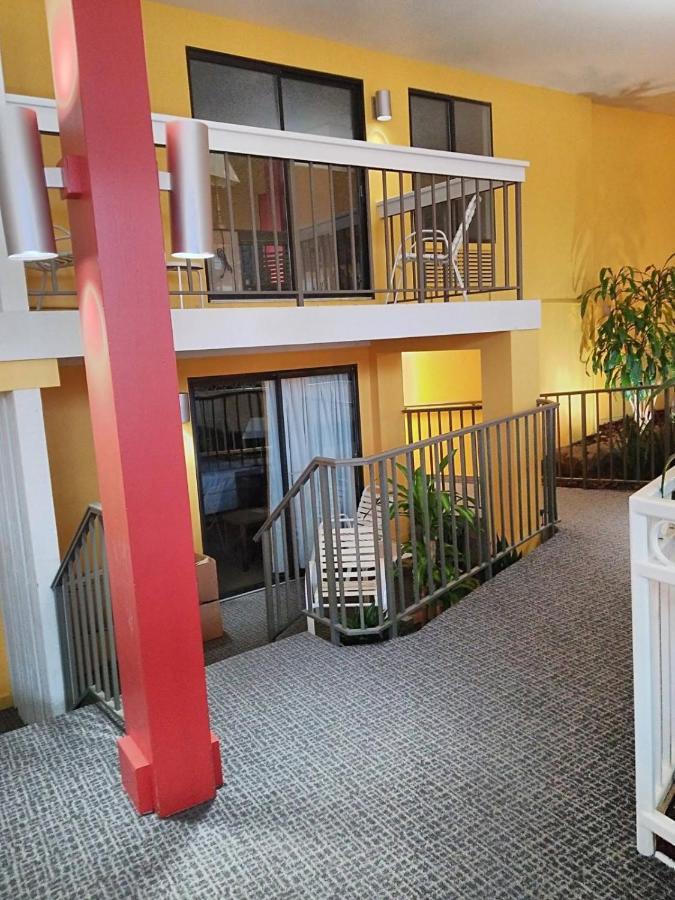 Bel-Aire Hotel Lake אירי מראה חיצוני תמונה