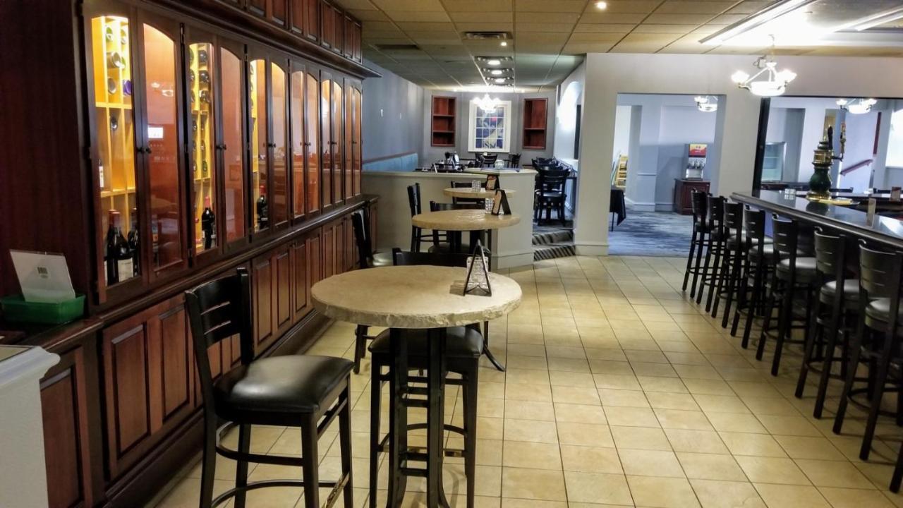 Bel-Aire Hotel Lake אירי מראה חיצוני תמונה
