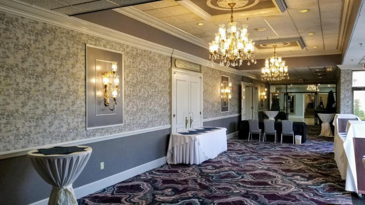 Bel-Aire Hotel Lake אירי מראה חיצוני תמונה