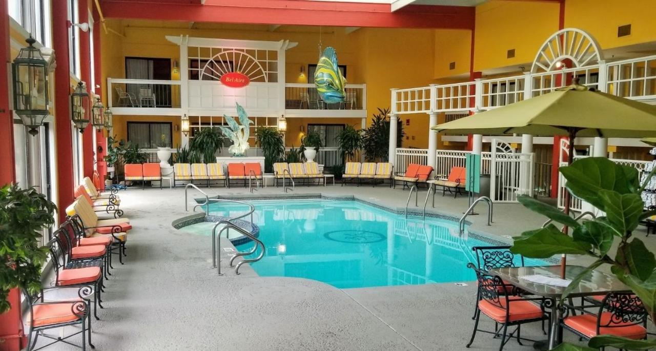 Bel-Aire Hotel Lake אירי מראה חיצוני תמונה